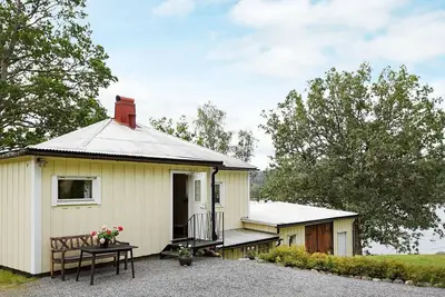 Image de Maison de vacances pour 5 a Bullaren-By Traum
