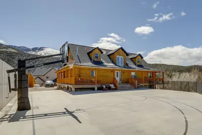 Image de Cabine w / salle de théâtre par Palisade State Park!