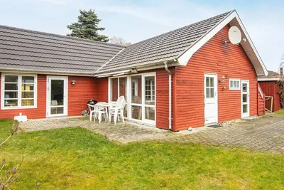 Image de Maison de vacances pour 6 a Grenaa-By Traum