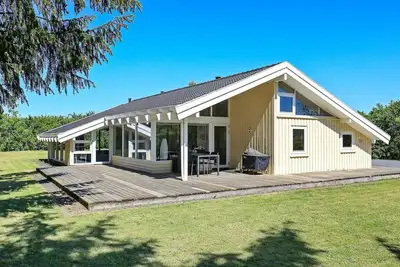 Image de Maison de vacances pour 10 a Hjørring-By Traum