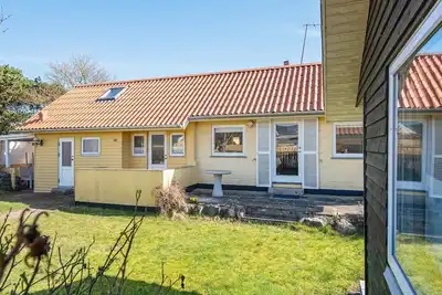 Image de Maison de vacances pour 5 a Juelsminde-By Traum