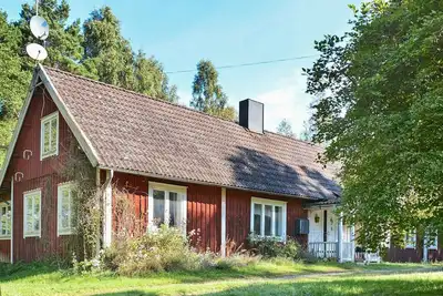 Image de Maison de vacances pour 8 a LÖNSBODA-By Traum