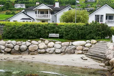 Image de Maison de vacances pour 4 a Leikanger-By Traum