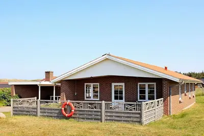 Image de Maison de vacances pour 6 a Harboøre-By Traum