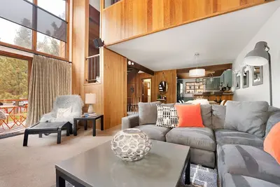 Image de Superbe maison de ville. Crisp, propre et mis à jour tout au long. Central. Commentaires 5 étoiles