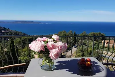 Image de Vue Mer 180°Calme Jardin Terrasse pour 2 à 4 Personnes \"Gîtes de France\"