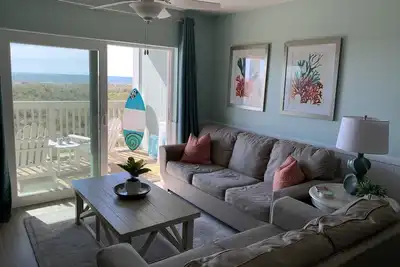 Image de Ça y est. . . ! Nouveau Condo Ocean Front vient de s'achever début 2018! ! !