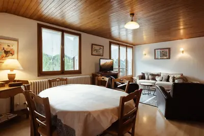 Image de Appartement 3 chambres, lumineux, proche des pistes, wifi, parking inclus