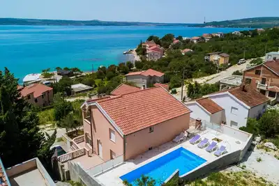 Image de Maison de vacances spacieuse Ă Maslenica