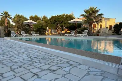 Image de Villa de luxe avec jacuzzi extérieur pour 10\/12 personnes.