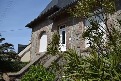 Image de Maison en pierre rénovée avec Wifi, jardin à Ploumanac'h Perros-Guirec