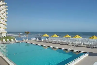 Image de SmyrnaBC-A603 Smyrna Beach Club Condo en bord de mer avec 2 chambres et 2 salles de bain.