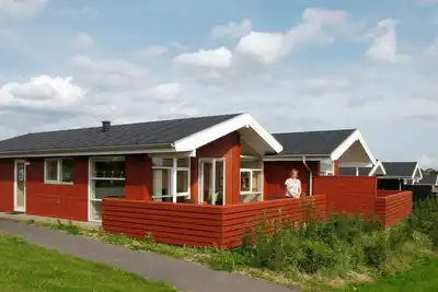 Image de Maison de vacances pour 6 a Tranekær-By Traum