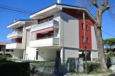 Lucia D - Appartement pour 8 personnes à Bibione