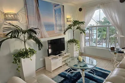 Image de Blue Horizons - Deluxe penthouse 2 w w / vue imprenable sur l'océan de toutes les chambres-
