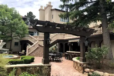 Image de 2 Acre Resort à Broadmoor --- Luxe 5 étoiles