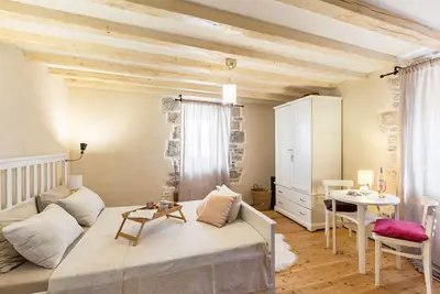 Image de Maison en pierre vintage dans le centre de Split