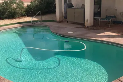 South Lake Havasu Pool Home avec Rv parking pavé