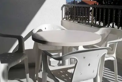 Image de Appartement climatiser proche de la page, 4 Pax