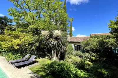 Image de Magnifique Mas - Coeur du Village - Luberon Ventoux avec Jardin Piscine Prives