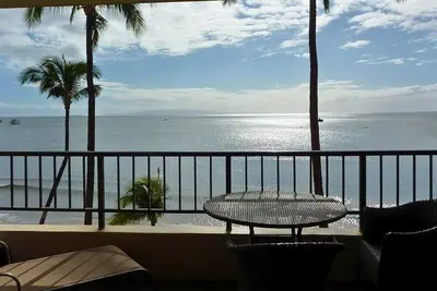 Image de Ocean Front À partir de 159 $ la nuit! Rafraîchir, se détendre, découvrir Sugar Beach 4ème étage