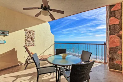 Condo de luxe avec les meilleures vues à Rocky Point!