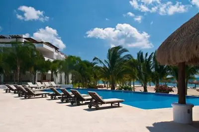 Image de Residencias Reef # 6230 - Haut de gamme / Surplombe la plage et la piscine / 3 très grandes chambres / 2 piscines