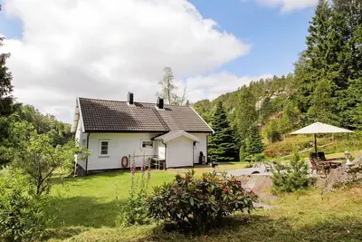 Image de Maison de vacances pour 8 a KvĂĄs