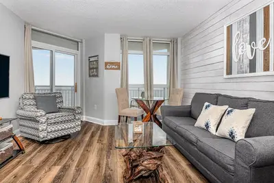 Image de Entièrement rénové Oceanfront 2br 2ba! Sp��c de fin d'été 8 / 4-8 / 10