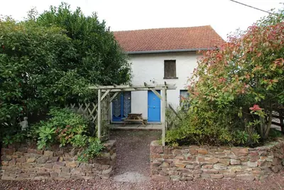 Image de Maison Conviviale avec Jardin, Terrasse et Activités pour Familles et Amis