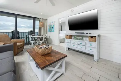 Image de Prime! ** Island Winds East ** 8ème étage Beach Front!