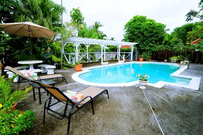 Image de Tropical Paradise - Maison privée-Piscine-Bahama Rm-Plage-Great Location-BahaMar