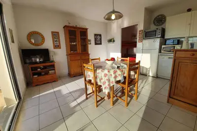 Appartement T2\/Cabine en Rdc, 4 Couchages, Terrasse, Parking Privé, à 50m de l'Océan - St-Hilaire-de-Riez