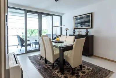Spacieux appartement moderne près de la plage