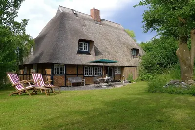 Image de Idyll. Appartement dans ferme, cheminée, WiFi, sauna, jardin, à quelques minutes de la plage