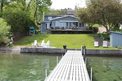 Image de Récemment rénové! Lakeaholic vivant sur le lac Canandaigua