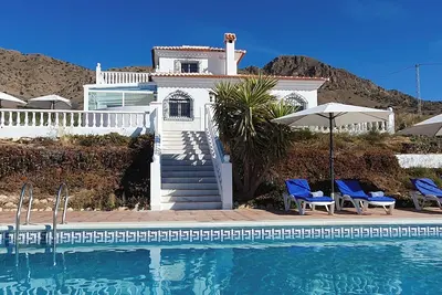 Image de Villa Erase una vez, piscine privée, vue à 360° au cœur d'une nature protégée