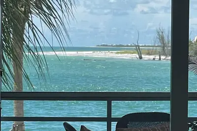 Image de Terres Mer Du Sud Fin 1617 Emplacement De Premier Plan Sur Captiva! ! Plus 100. 00 RÉDUCTIONS Vip Beach Resort