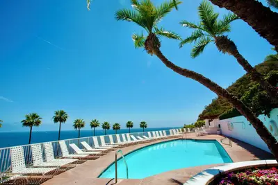Image de Ocean Front Villa Hamilton Cove