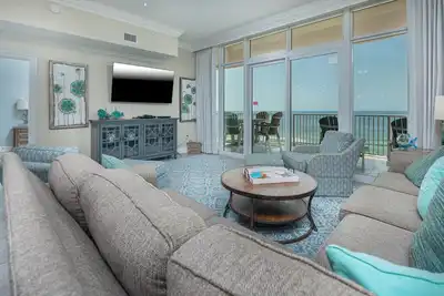 Image de Le Nouveau Gulf Shores Phoenix! ! ! 3 chambres 3 salles de bain * Beach Front! *