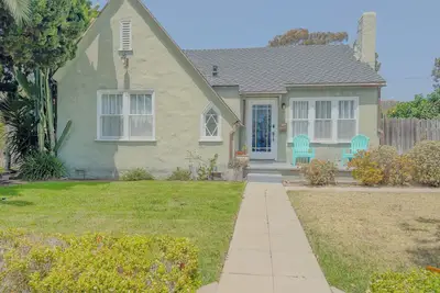 Image de Villa Kardona confortable, relaxant, séduisant et magnifique. .