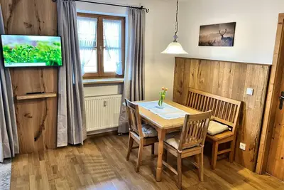 Image de Ferienwohnung gross (57 Qm) mit 2 Schlafzimmer, Flur mit Garderobe, Wohnküche, Kabel-Tv, Dusche/Wc