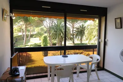 Image de Studio Cabine 4 pers proche mer parking belle vue jardin