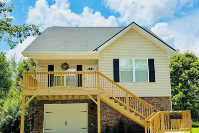Image de River Pointe Chalet: bain à remous, WiFi, Pour toute la famille, très bien situé