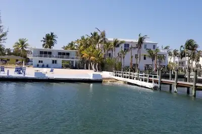 Détendez-vous dans votre chalet privé Oceanfront!