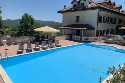 Image de Domaine de 10 chambres à Ligurie à proximité de la côte méditerranéenne