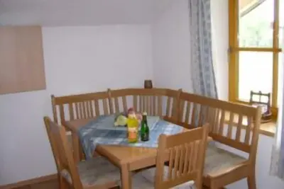 Image de \"Oma's Welt\" - Ferienwohnung im Obergeschoss, 55 qm, fĂĽr 2 - 5 Pers. , Wohn-/Schlafraum kombiniert und 1 sep. Schlafzimmer