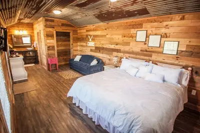 Image de Mon Humble Abode - The Cabins at Onion Creek