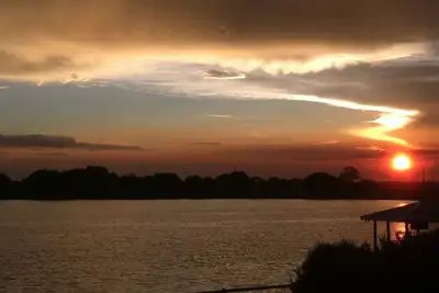 Image de Lac Denton maison avec quai