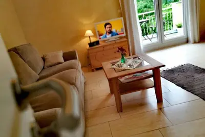Image de FeWo Cannobio, 50qm, 1 Schlafzimmer, max. 4 Pers. , Wlan, Parken, Wasch- & GeschirrspĂĽlmaschine, Balkon